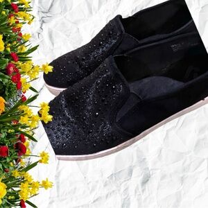 REPOSE comfy black Rhinestone Bedazzled slip on Sneakers Sz:8 great condition